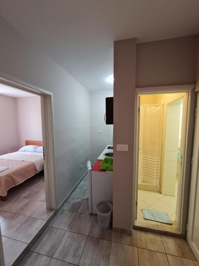 Hibiscus Guest House Будва Екстер'єр фото