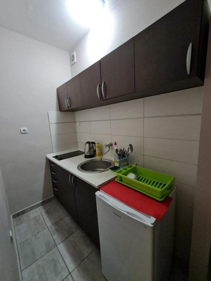 Hibiscus Guest House Будва Екстер'єр фото