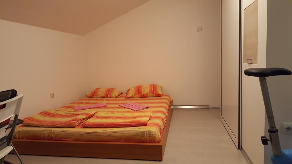 Hibiscus Guest House Будва Екстер'єр фото